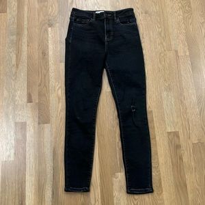 Women's Black Skinny Jeans